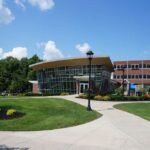 lawn-building-city-home-downtown-suburb-1140242-pxhere.com